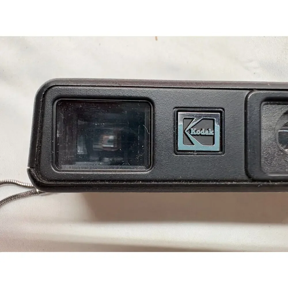 Kodak Tele-EKTRA 2 Camera with Case Untested Vintage Compact 110 Film
